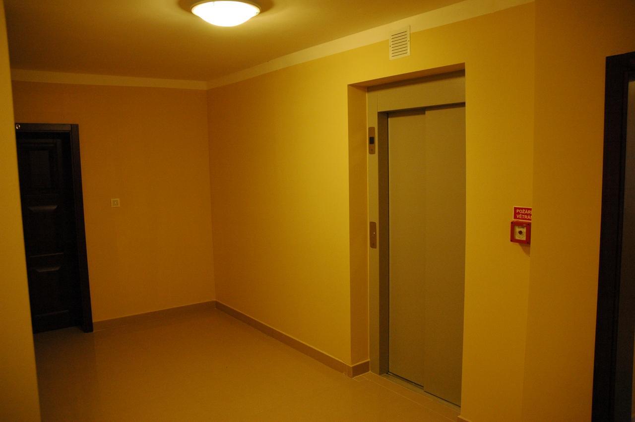 Art Star Hotel Hostivice Kültér fotó