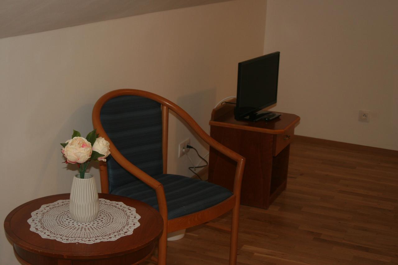 Art Star Hotel Hostivice Kültér fotó