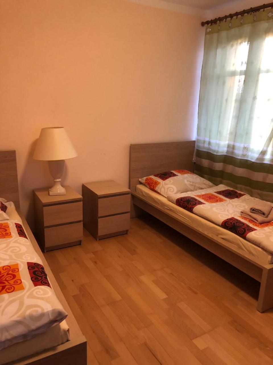 Art Star Hotel Hostivice Kültér fotó